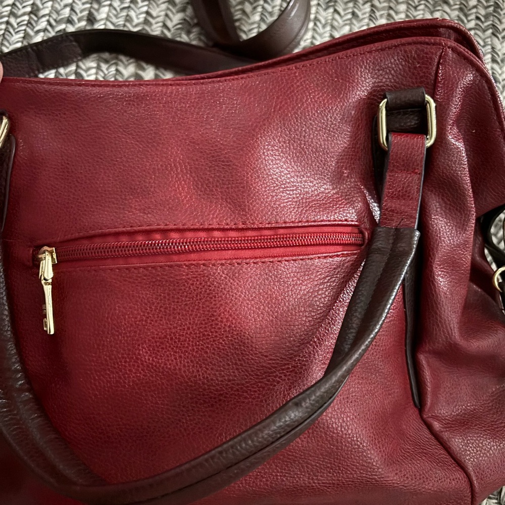 BEAUTIFUL RED LEATHER BAG!! - Picture 4 of 4